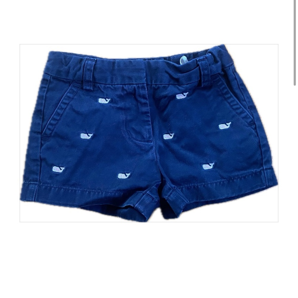 Vineyard Vines whale shorts.